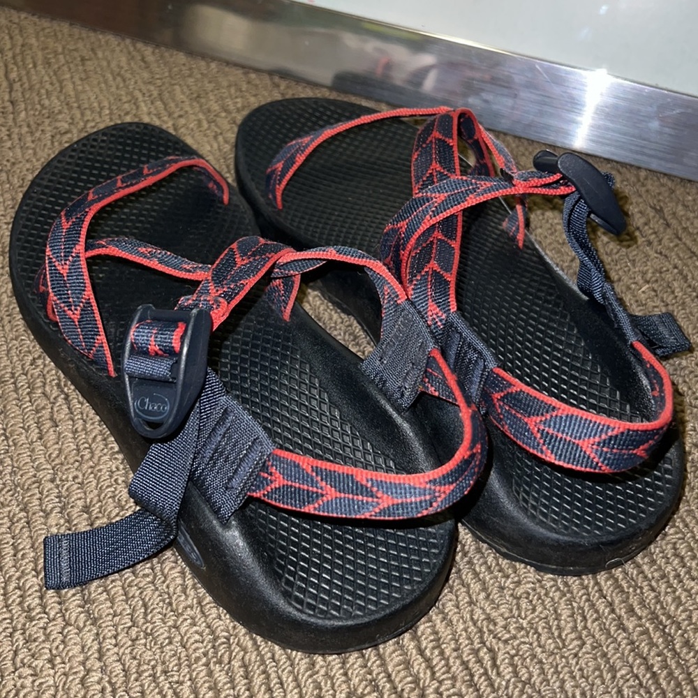 Chacos - Picture 2 of 2